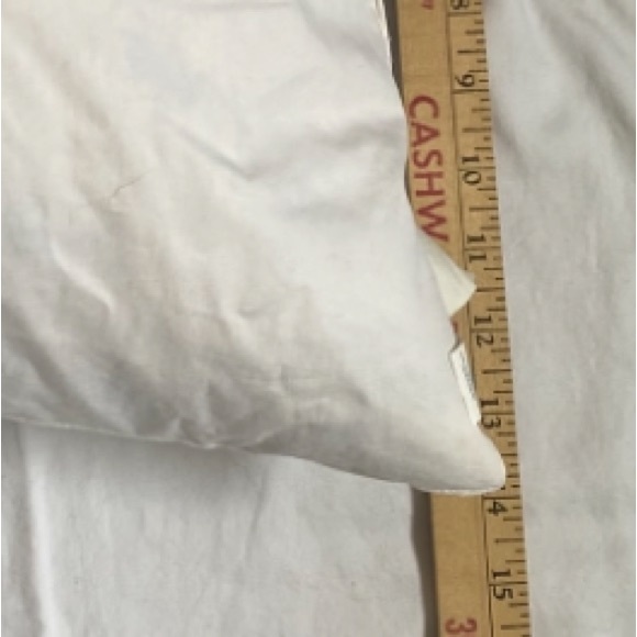 H&M Home Set Of 2 Down Filled Rectangular Pillows With 2 Sets Of Linen Covers - Picture 9 of 11